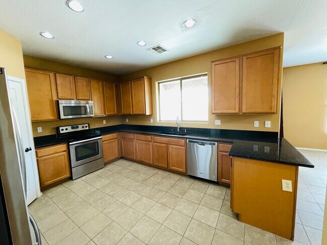 Foto del edificio - 4312 W Hasan Dr