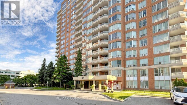 Photo du bâtiment - 400 McLevin Ave