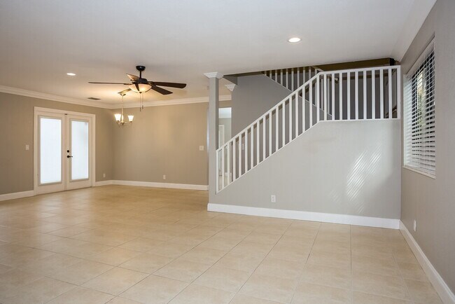 Foto del edificio - 580 NW 38th Ave