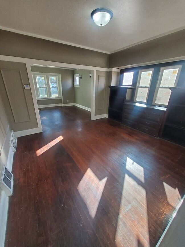 Foto del edificio - 2707-2709 N 47th St. (Duplex)(ACE PROPERTY)