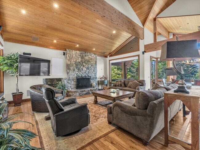 Building Photo - Park Meadows Elevated Living - Views, View...