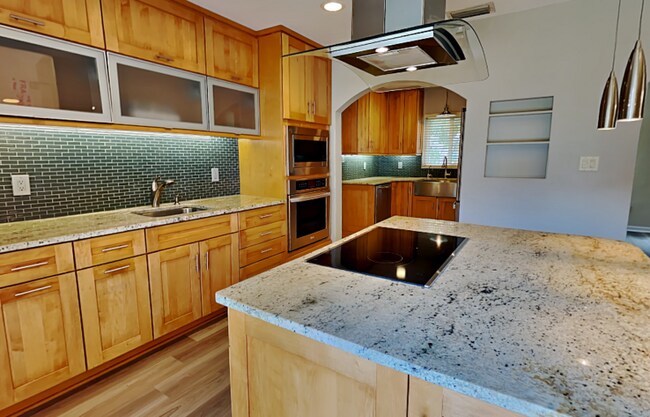 Photo - 1112 Chichester St House