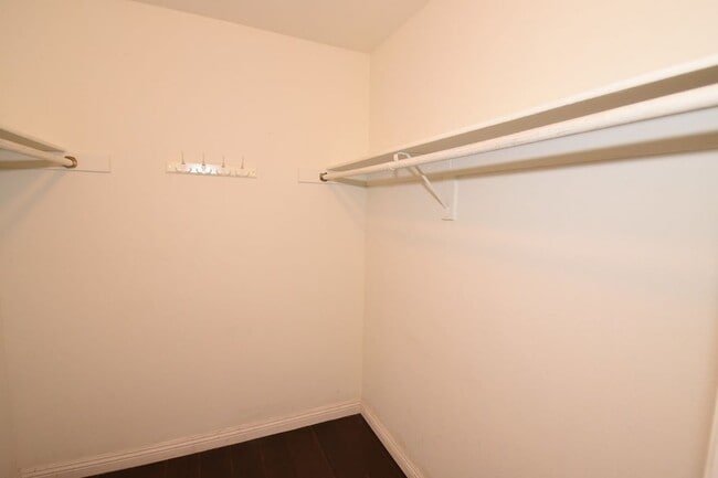 Building Photo - 3125 Casey Dr