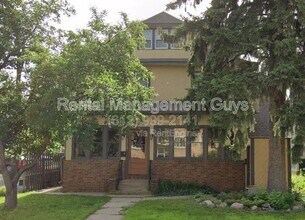 Building Photo - 2715 Pillsbury Ave