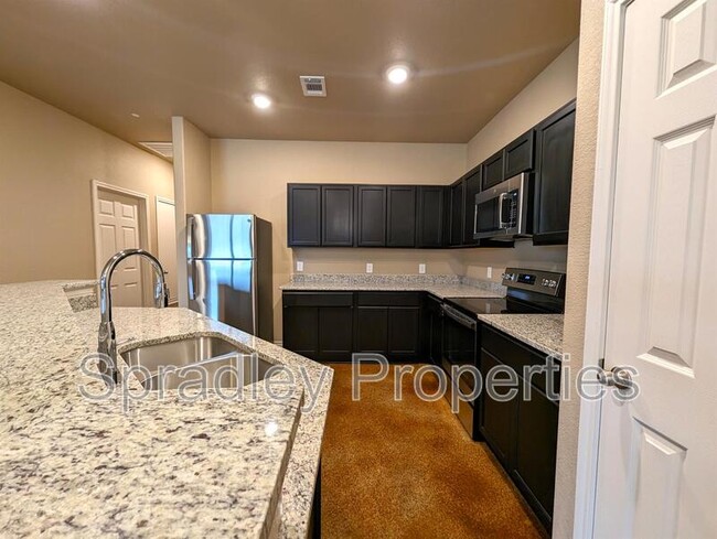 Building Photo - 1669 Sabine