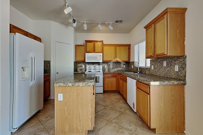 Building Photo - 25850 W Crown King Rd