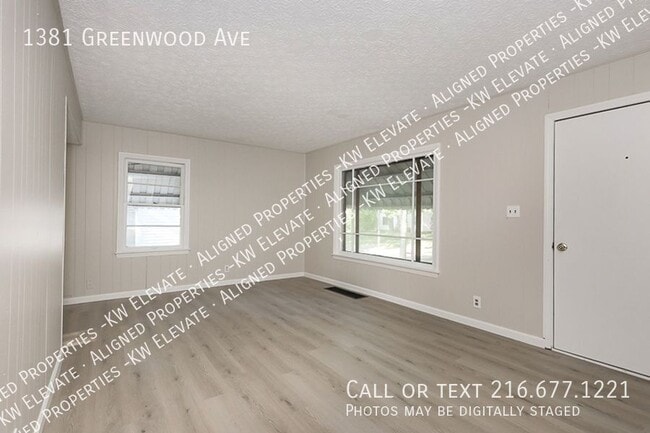 Building Photo - 1381 Greenwood Ave