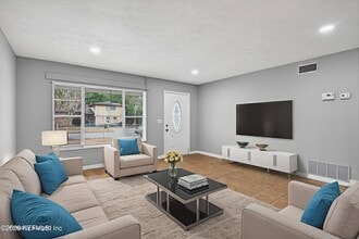 Building Photo - 7815 Jaguar Dr