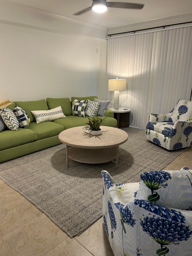 Building Photo - 12975 Positano Cir