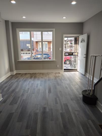 Building Photo - 1511 S Newkirk St