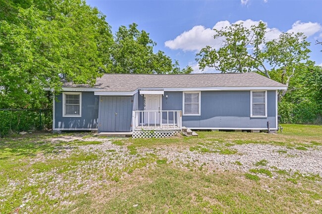 Building Photo - 9839 Racine St