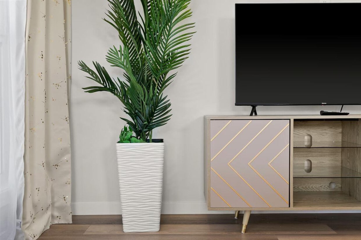 Primary Photo - 345 Cranbrook Square SE