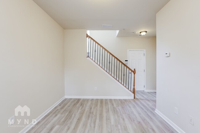 Foto del edificio - 4699 Creekside Villas Way