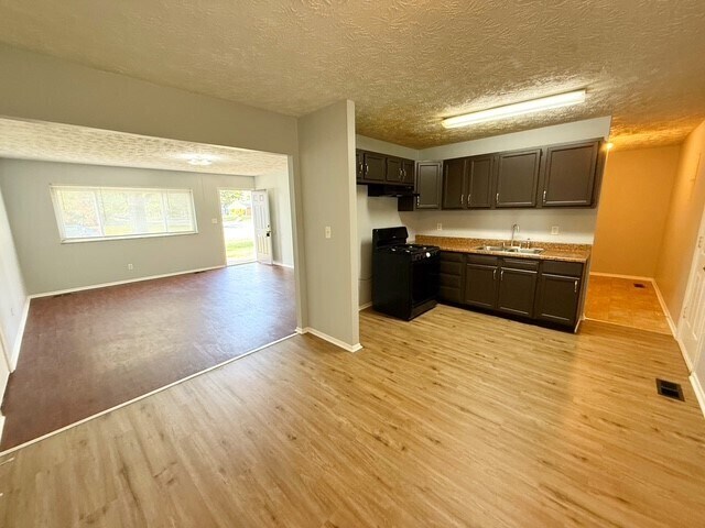 Building Photo - 9022 Neptune Dr