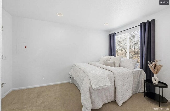 Building Photo - 5250 S Huron Way