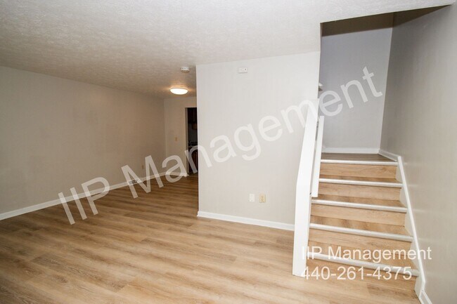 Foto del edificio - 4871 Banbury Ct