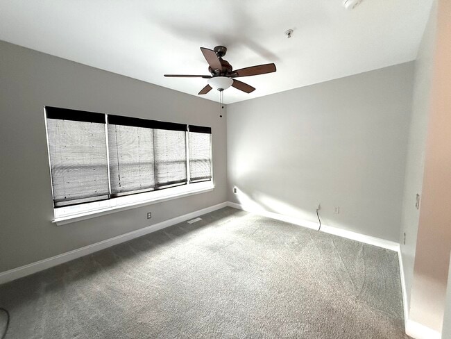 Building Photo - 1302 Kenilworth Ave