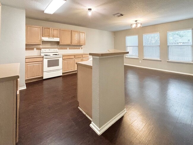 Foto del edificio - Beautiful 3 Bedroom Home with Loft | 2.5 B...
