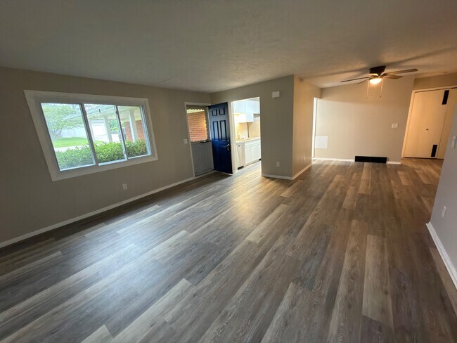 Foto del edificio - 6794 Sun Valley Ave NE