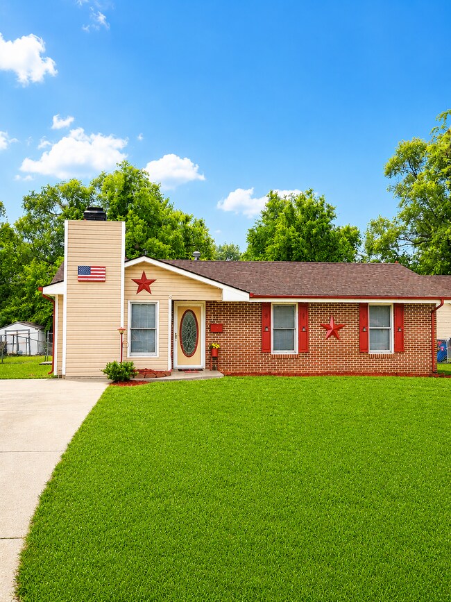 Camina hasta tu nuevo hogar. - 303 Rutherford Ave NW