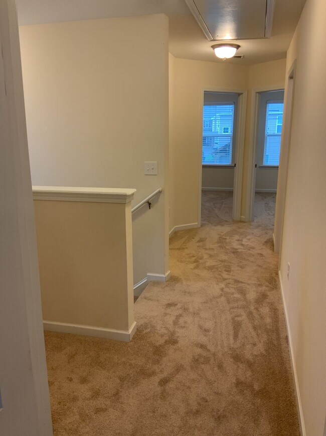 Foto del edificio - REDUCED!! 3 Bedroom 2.5 bath house