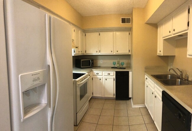 Photo - 1324 Sharlo Ave House