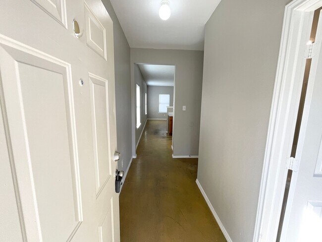 Foto del edificio - Lovely 2-story | 3-bedroom | 2.5-bath dupl...