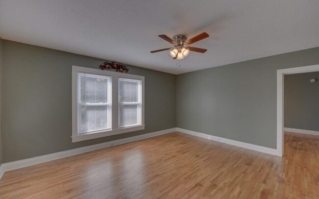 Building Photo - 113 Prospect St