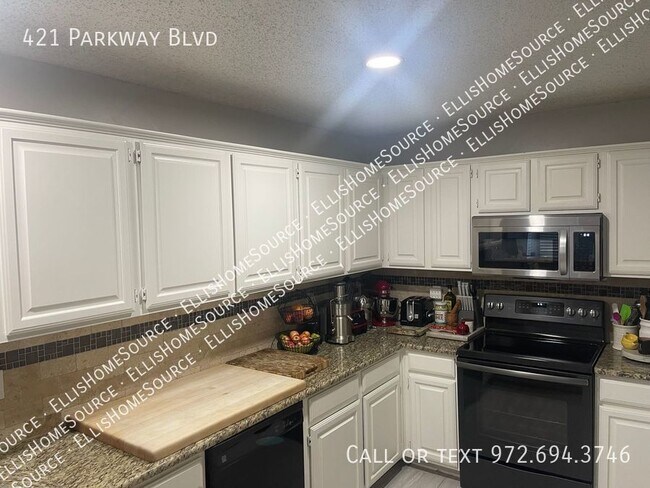 Foto del edificio - Three Bedroom Treasure in Coppell for Sept...