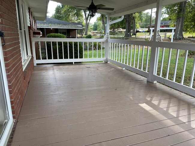 Front Porch 2 of 3 - 788 Crockett Dr