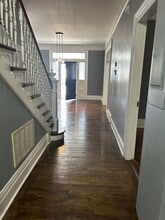Building Photo - 805 Crawford Ave