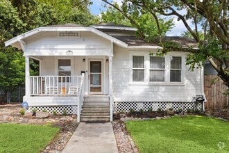 Building Photo - 117 Northwood St