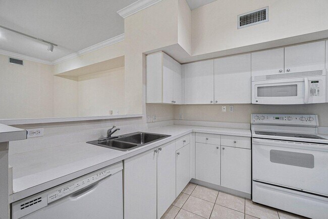 Foto del edificio - 11760 St Andrews Place