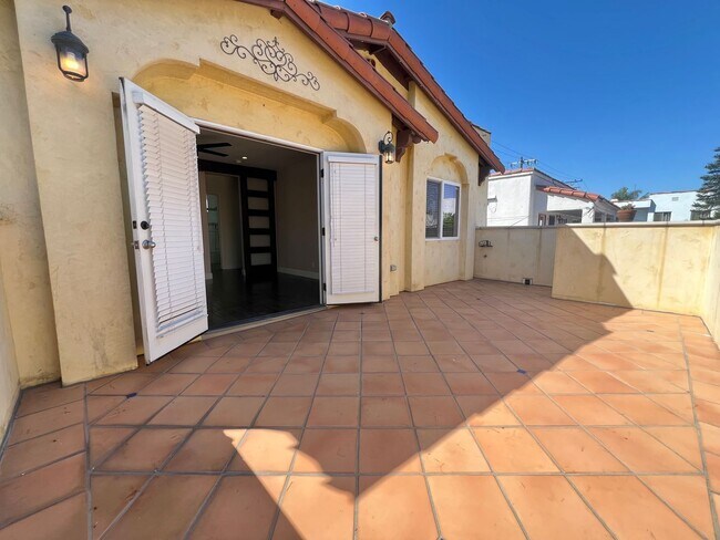 Building Photo - 59-61 Ximeno