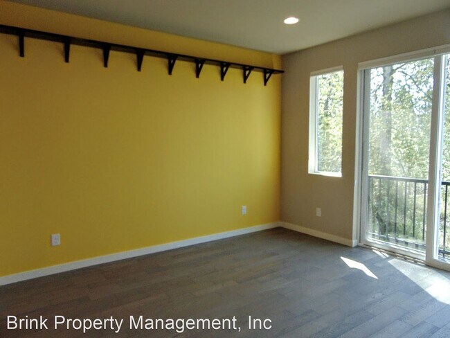 Building Photo - 2 br, 2.5 bath House - 329 Vashon Ct. NE