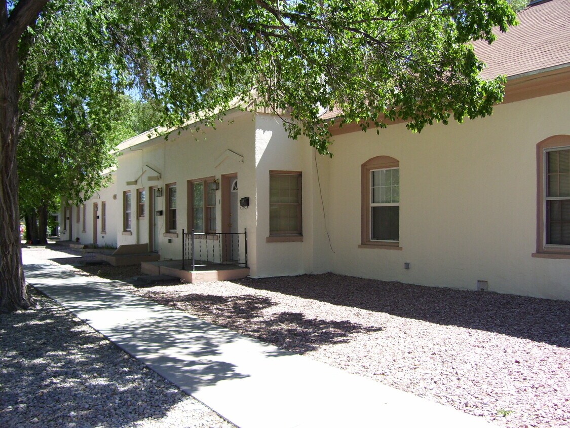 Primary Photo - 716 Hunt Ave