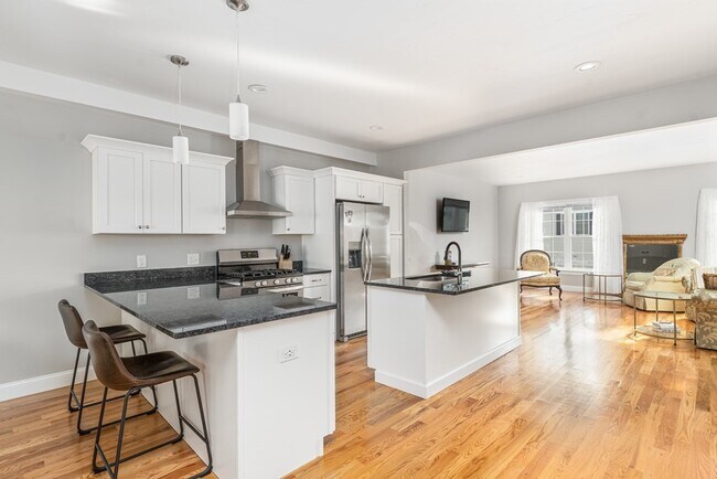 Foto del edificio - 802 Hunting Hill Dr