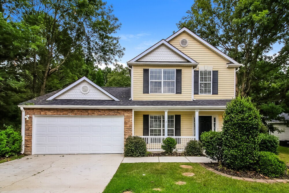 Primary Photo - 111 Galway Ln