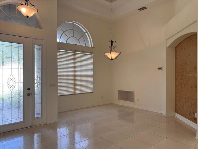 Building Photo - 12516 Leatherleaf Dr