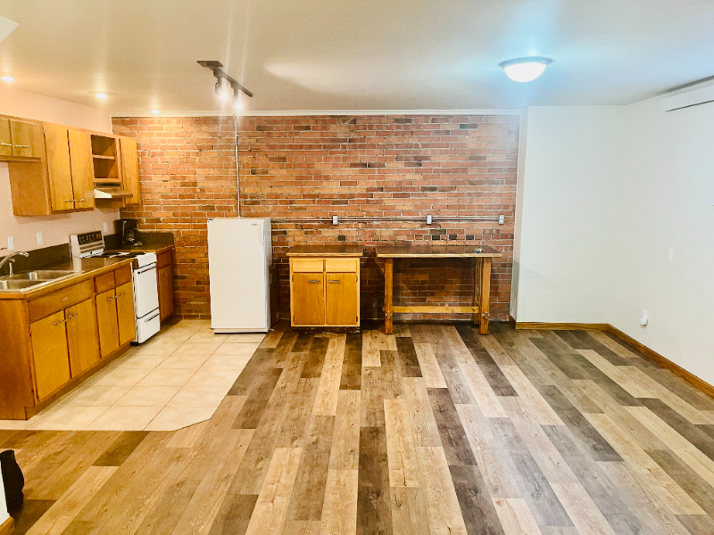 Foto principal - 124 S 2nd St