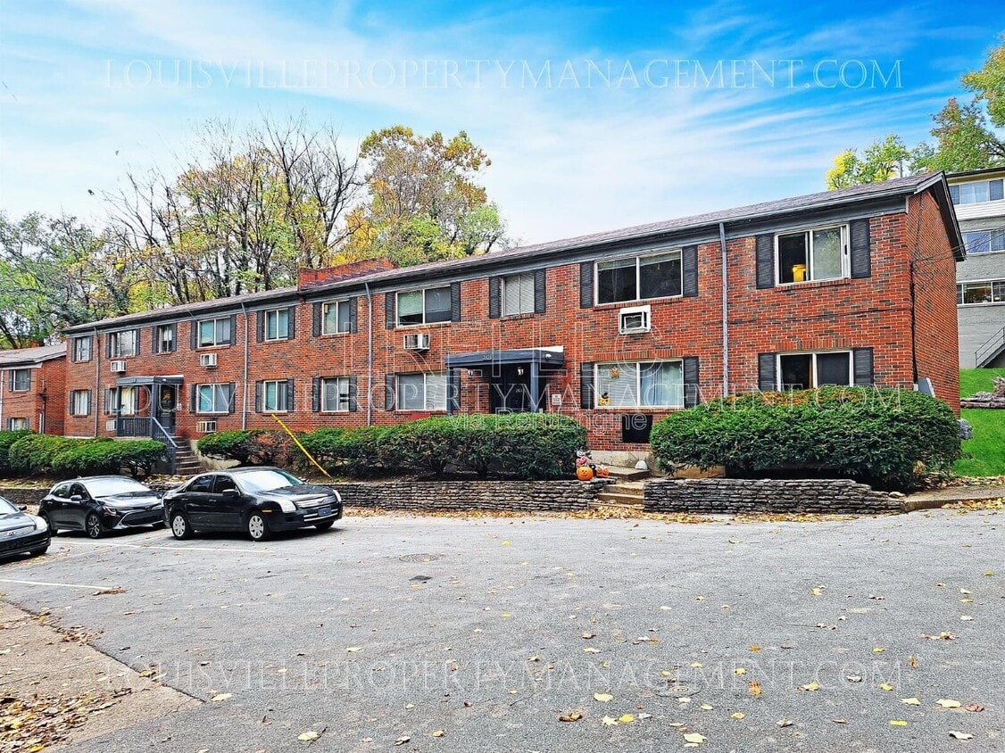 Photo - 2421 Lindsay Avenue