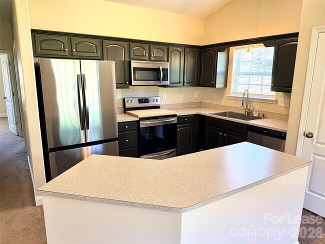 Building Photo - 3565 Randleman Rd