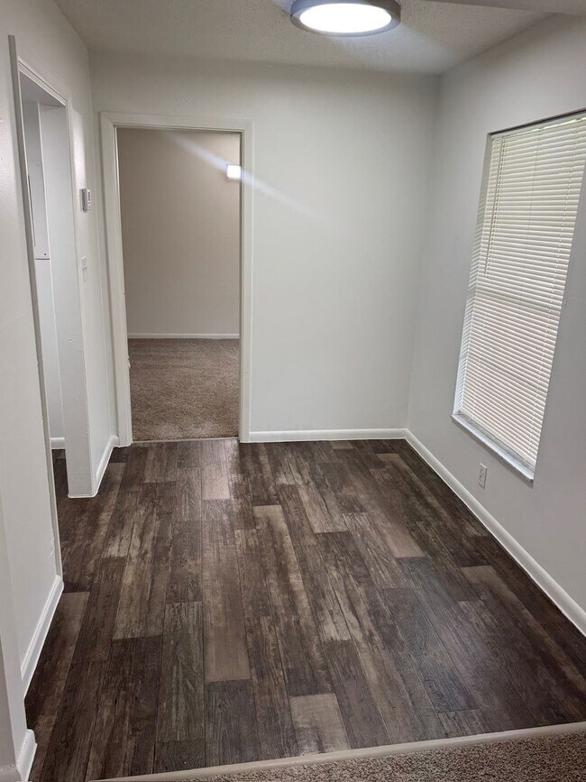 Building Photo - 1745-3 NE 2nd Street-