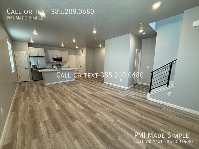 Foto del edificio - 348 N Colonnade Rd