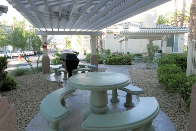 Foto del edificio - 7163 S Durango Dr