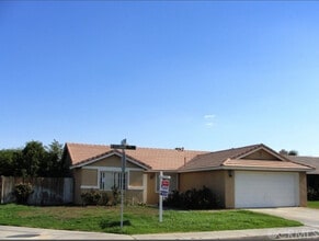 Building Photo - 80745 Sycamore Ln