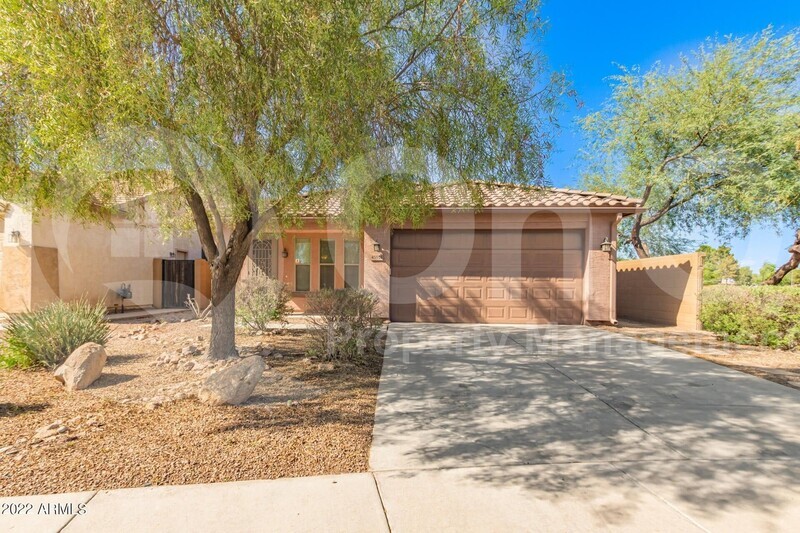 Primary Photo - 45954 W Kristina Way