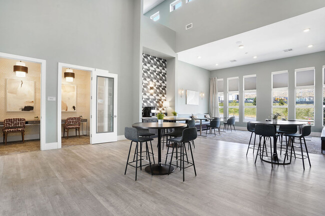 CLUBHOUSE | Valley View Apartments - Valley View