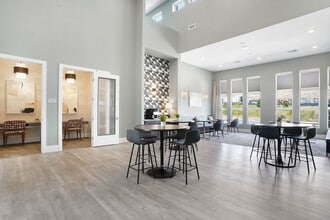 CLUBHOUSE | Valley View Apartments - Valley View