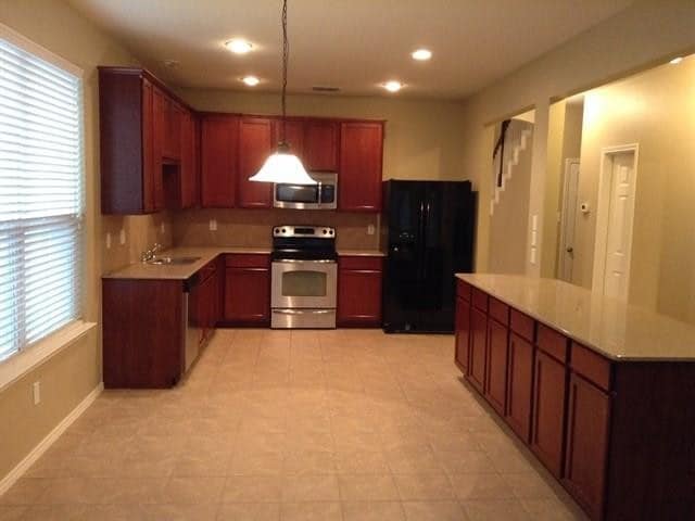Building Photo - 1456 Amazon Dr